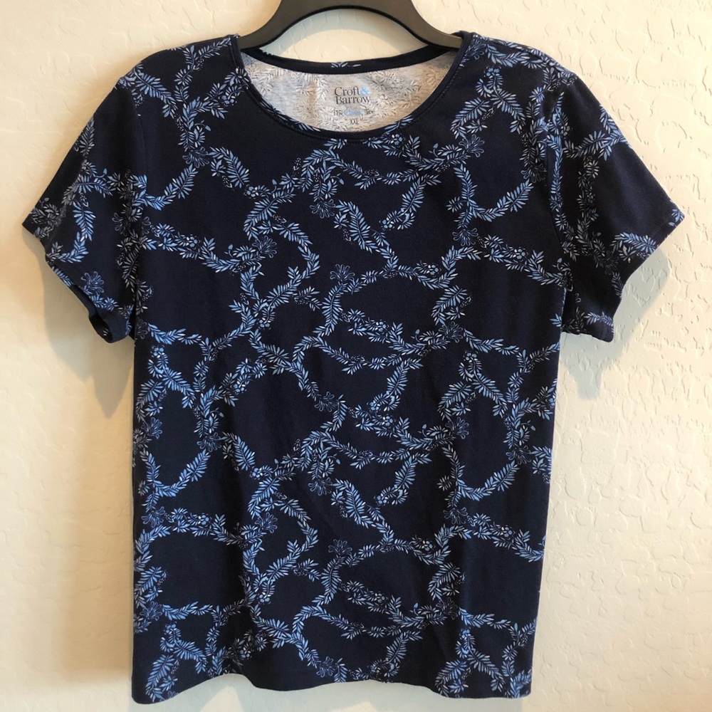 Croft & Barrow Navy/Lt. Blue Tee. XXL. PERFECT!